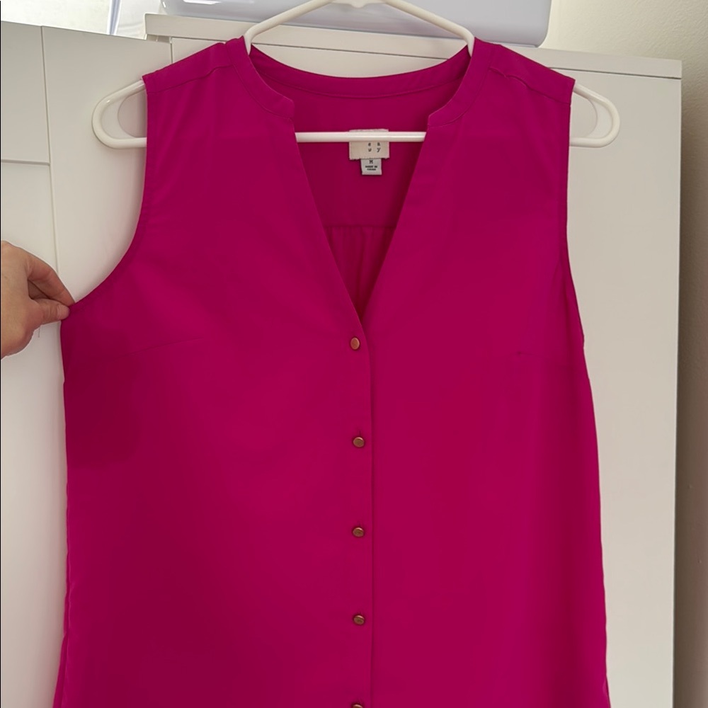 A New Day Magenta Sleeveless Blouse